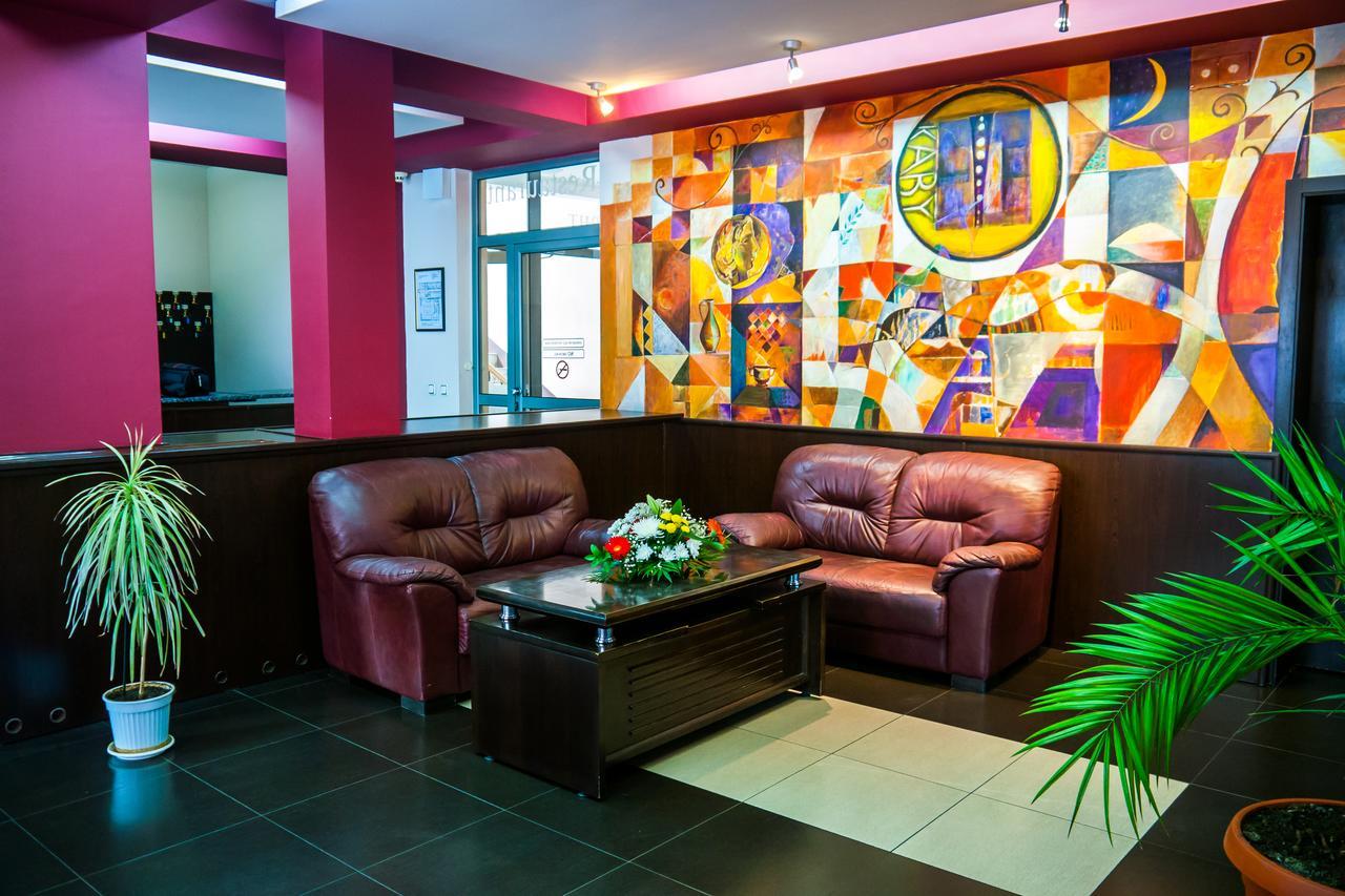 ימבול Hotel Kabile מראה חיצוני תמונה